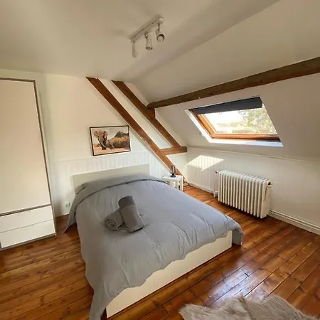 Le Relais Des Trois Chateaux Flixecourt Exterior foto